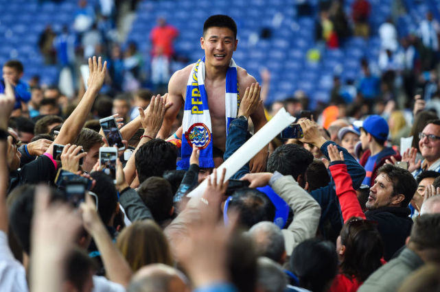 武磊今日表现,武磊今夜惊艳全场视频