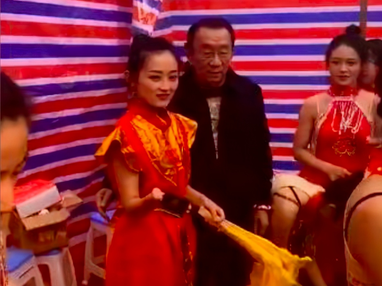 侯耀华为什么那么厉害 (侯耀华是怎么火起来的)