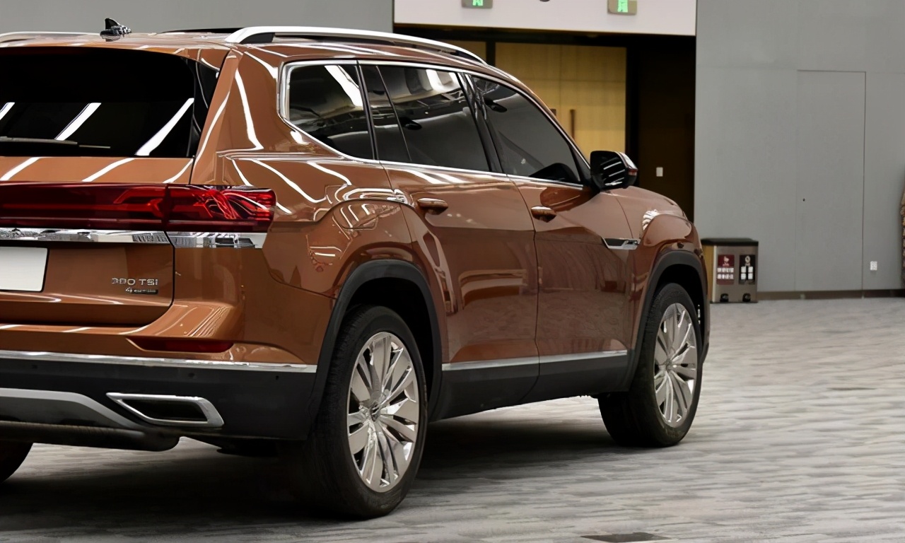 30万没要汉兰达提了奔驰,汉兰达和大众途昂试驾