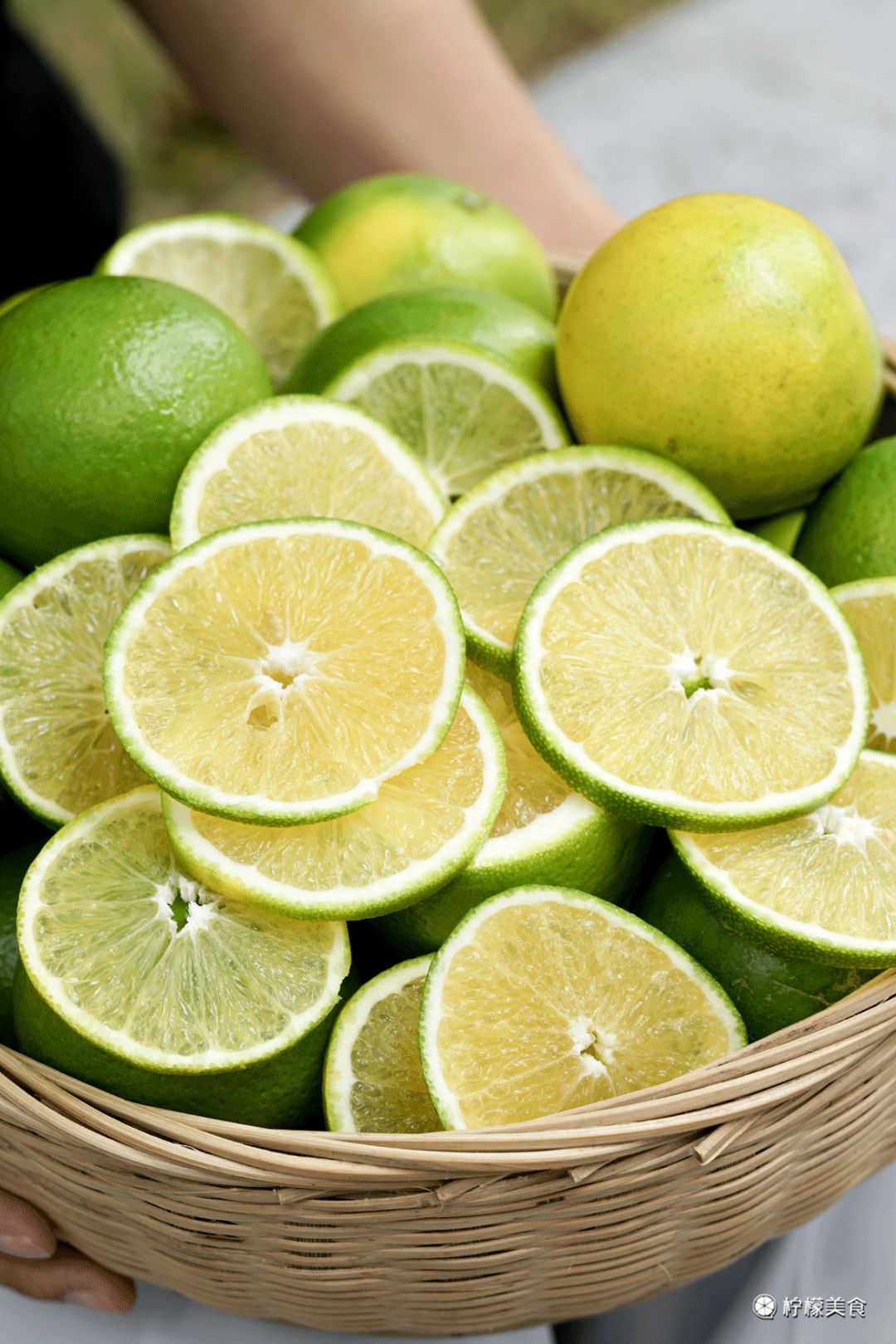 我们开店了，就在老板办公室里