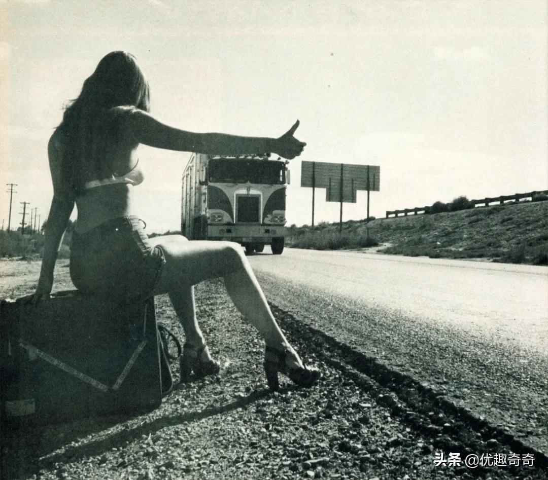 那些撩大腿搭便车的女孩，有的变成了姓奴