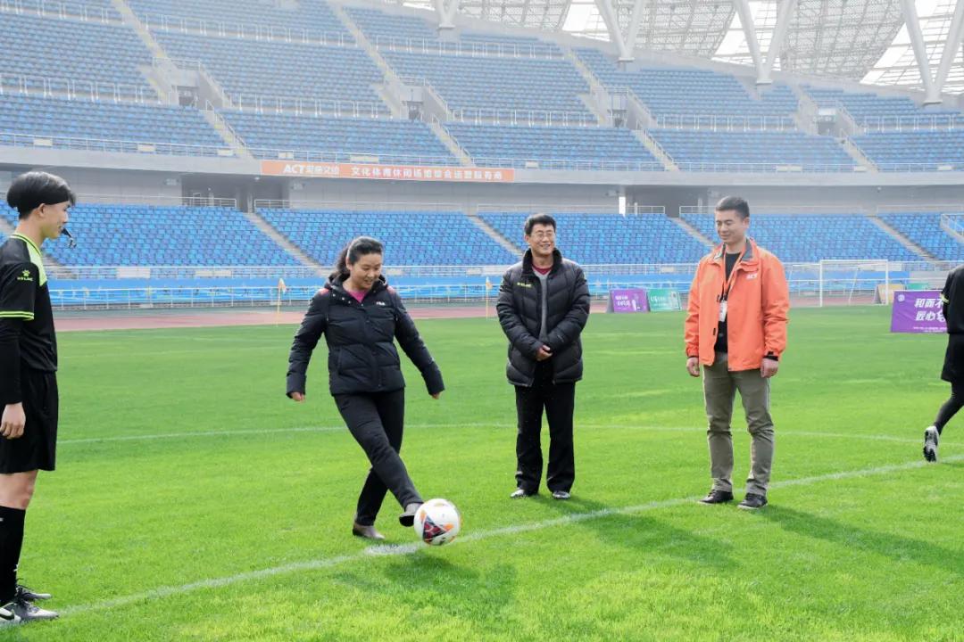 毛铺紫荞酒52度直播,毛铺足球邀请赛