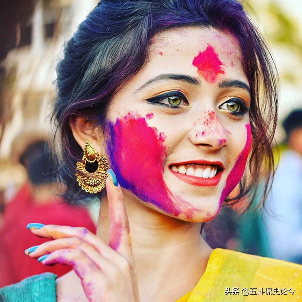 印度的胡里节是怎么过的,印度胡里节简介