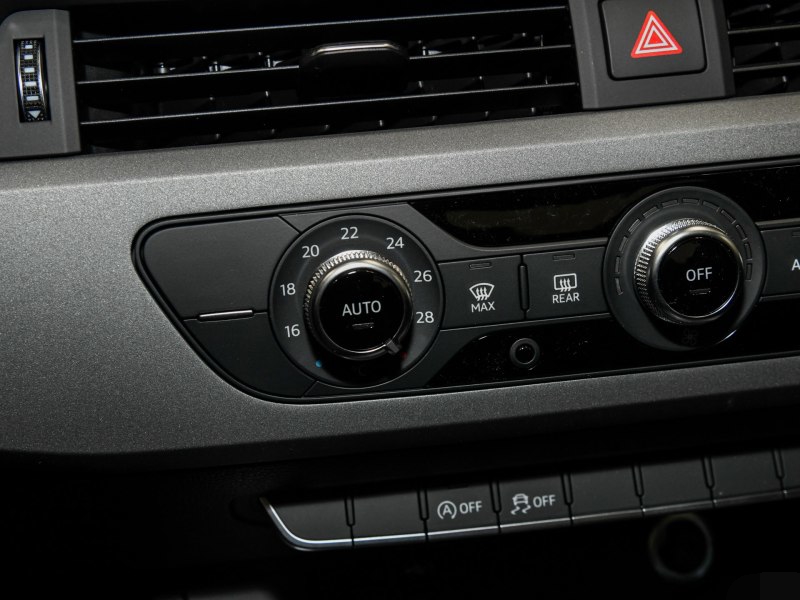 15年奥迪a4l45tfsiquattro多少钱,奥迪A4L现在值得买吗