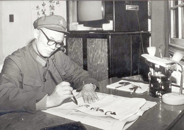 开国将军和元帅待遇区别,开国元帅大将中将少将名单