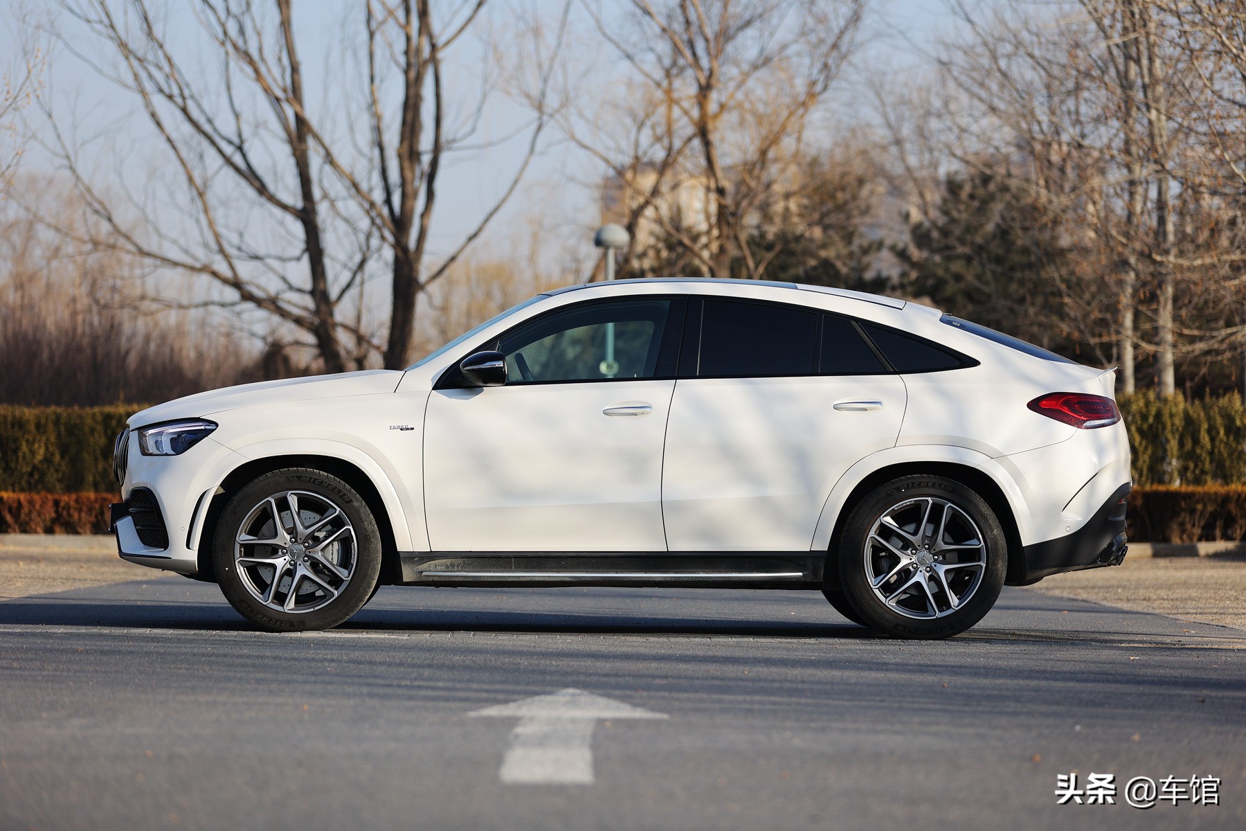 奔驰gle53amg2023款,去提一台奔驰gle53amg是什么体验