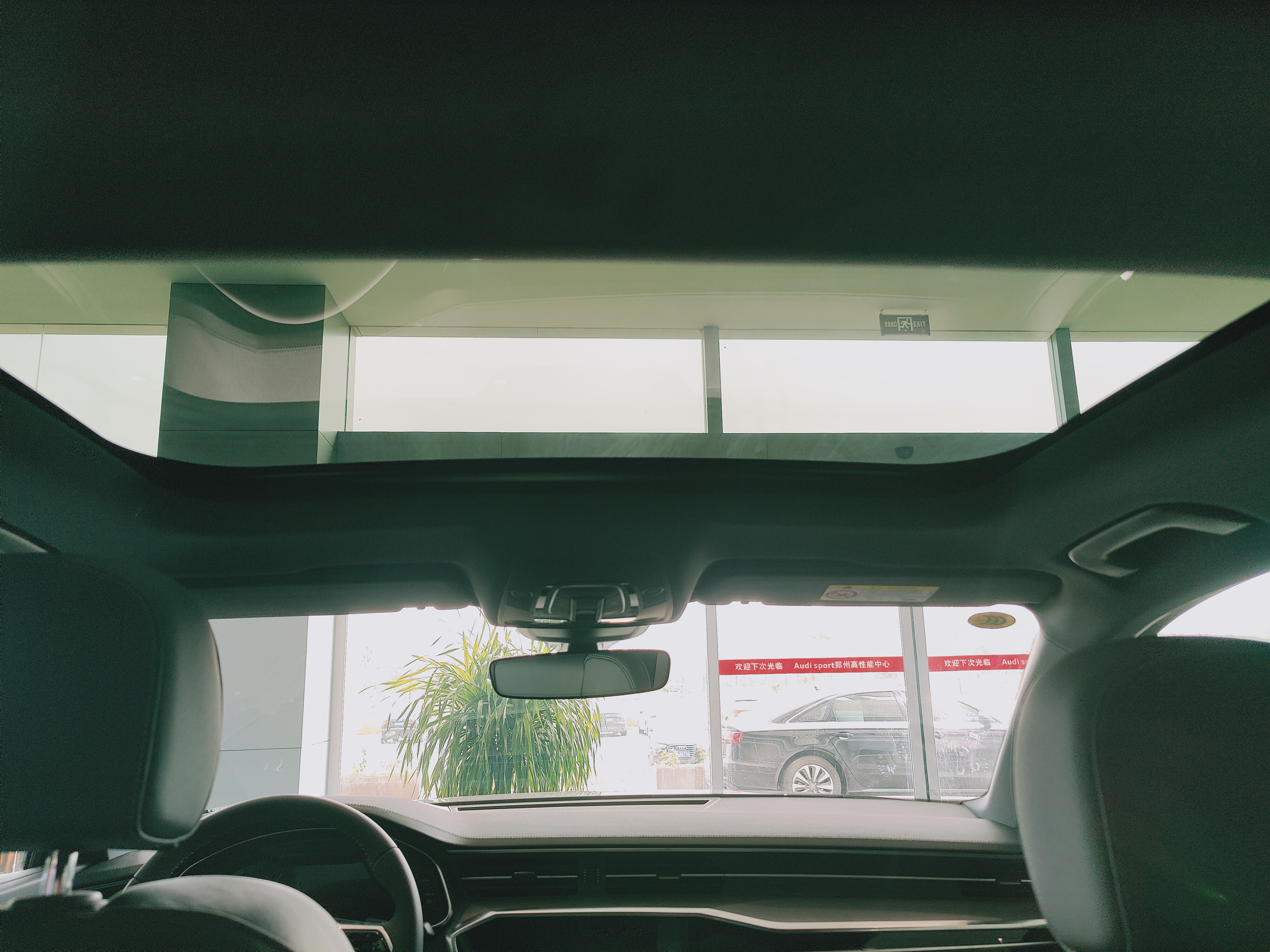 奥迪a6l乞丐版落地价,奥迪a6l乞丐测评