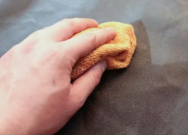 如何使用小苏打清洁,小苏打可以清洗汽车内饰