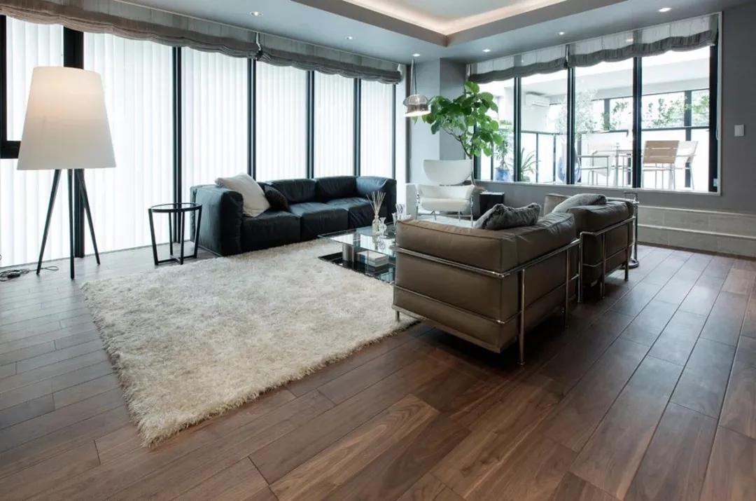 黑胡桃木实木地板什么档次,北美黑胡桃木地板多少钱一平