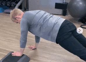 改善蝴蝶背的方法,天生的蝴蝶背能改善吗