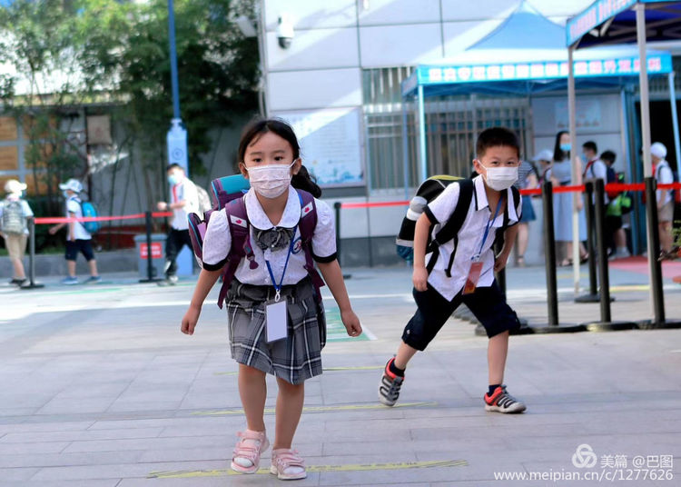 金色童年8张图片,金色的童年相片