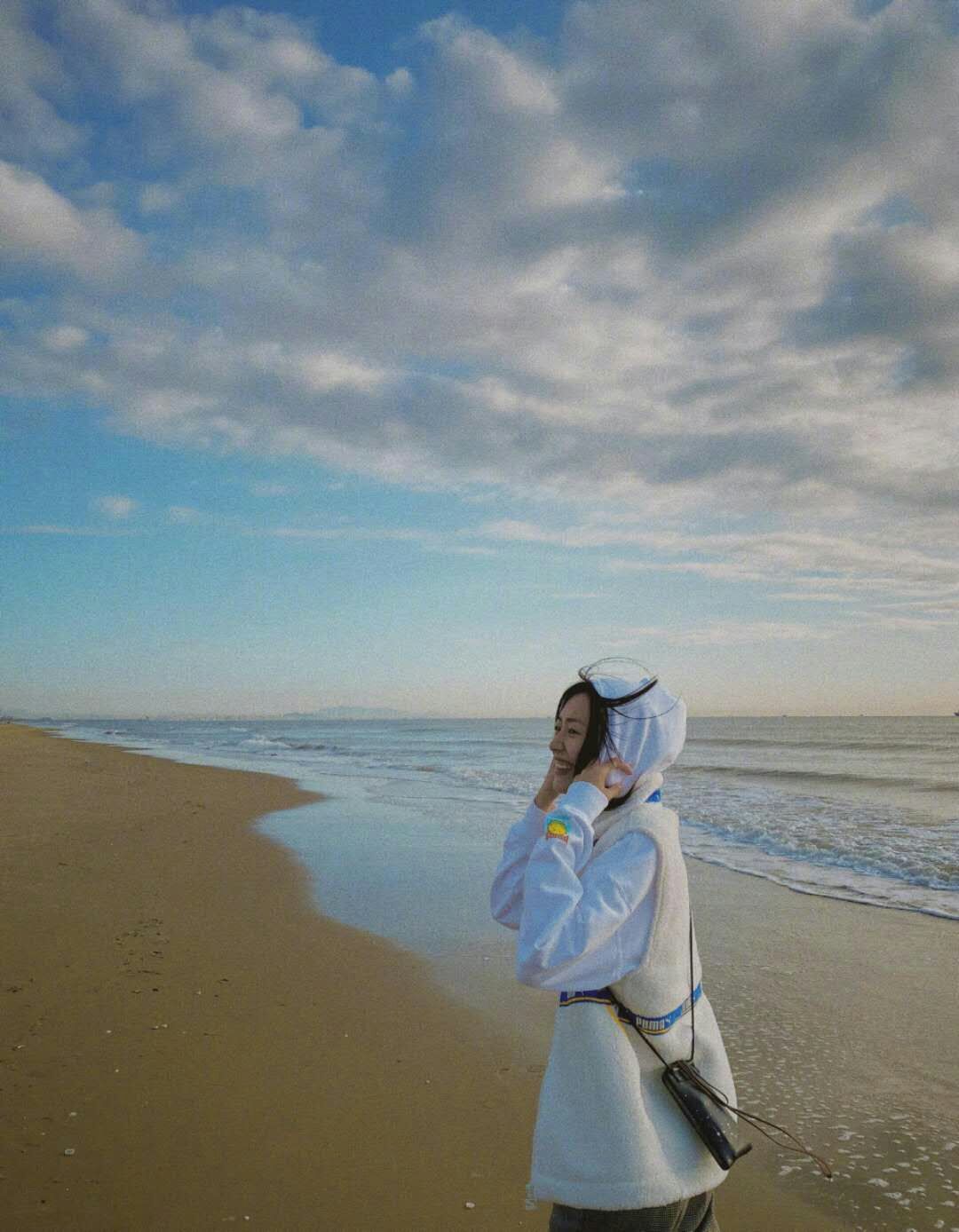 刘雯冬季穿搭外套,今年刘雯冬天最新穿搭