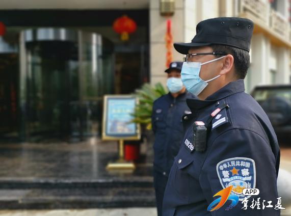 密切接触者要怎么防控,密切接触者感染概率多大