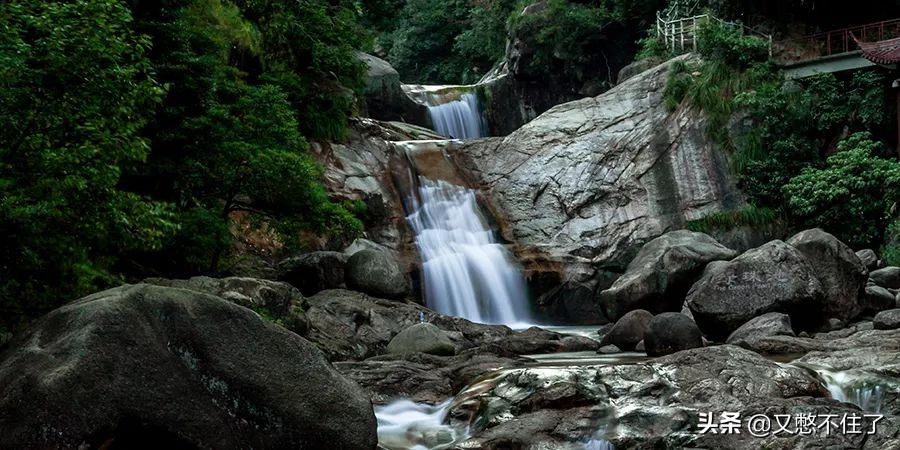 别再花冤枉钱赚钱不容易,旅游中的这些坑您得擦亮眼睛