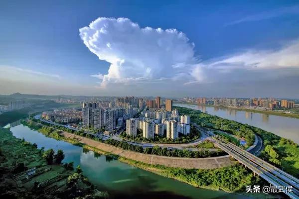 南充，凭什么不火？