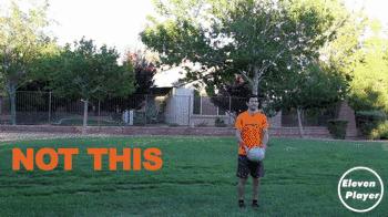 足球颠球多久可以颠倒10个,颠球的几个要素