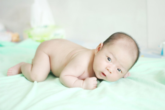 宝宝太瘦怎么增肥最快,8个月宝宝怎么瘦成皮包骨