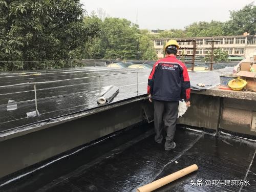 屋顶漏水防水补漏哪种方法好,屋顶防水漏水如何补漏最好