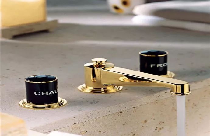 北京2.2亿豪宅火了！保洁费10万，卧室堪比二环一套房