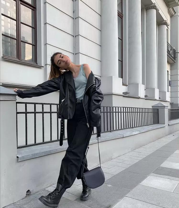 想穿得简单舒适一点,想要穿得时髦又凉快