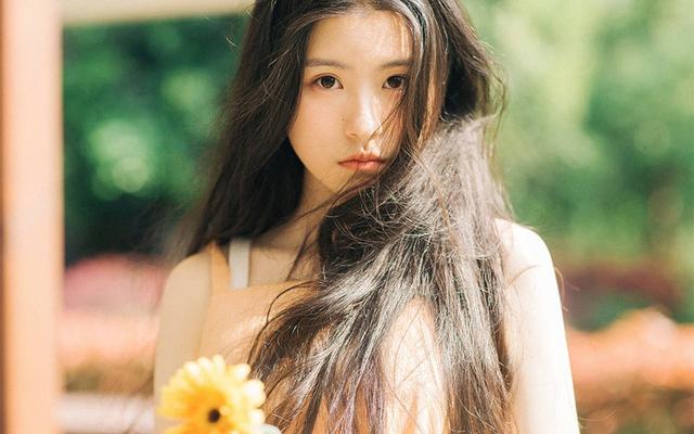 女生在恋爱中追求的是什么呢,女人在追求男人有什么暗示