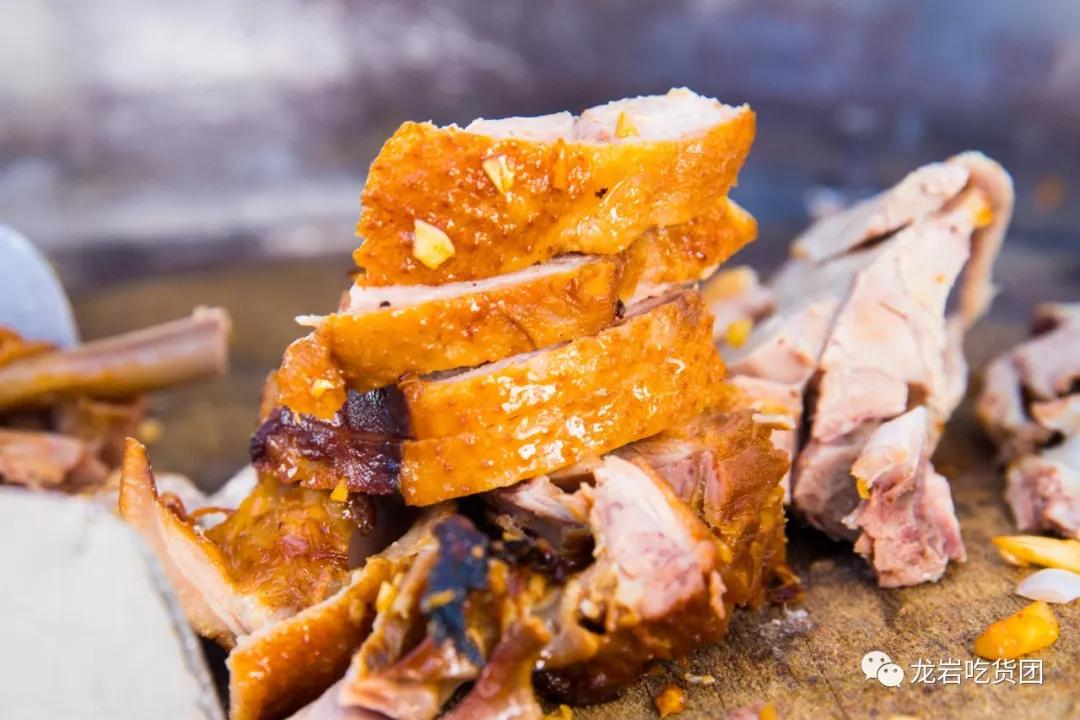 重庆渝北龙兴广场附近购物商场,前方到站工贸