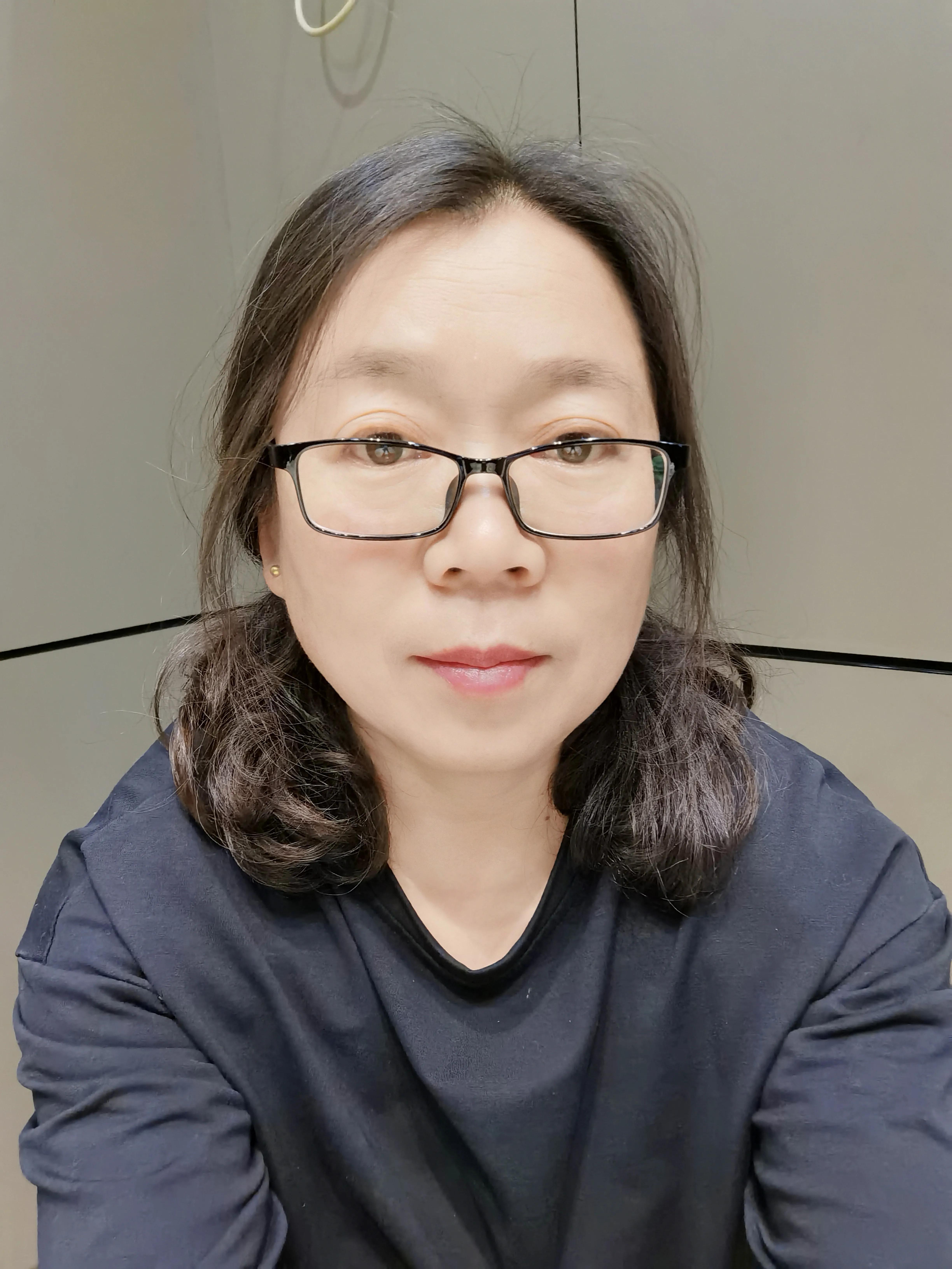 花俩月退休金买个新手机一疏忽弄丢了儿子定位发现手机在熟人车里