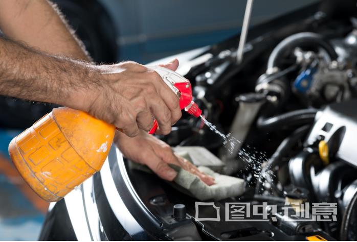 自己在家洗车容易出现什么误区,在家洗车用什么东西洗车不伤车