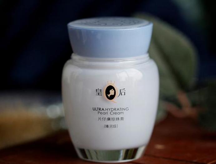 19岁显老该用什么护肤品价格便宜,脸部显老用护肤品可以改善吗