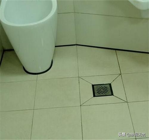 一个卫生间用多少水不漏水不漏,卫生间一下雨就漏水不下雨就不漏