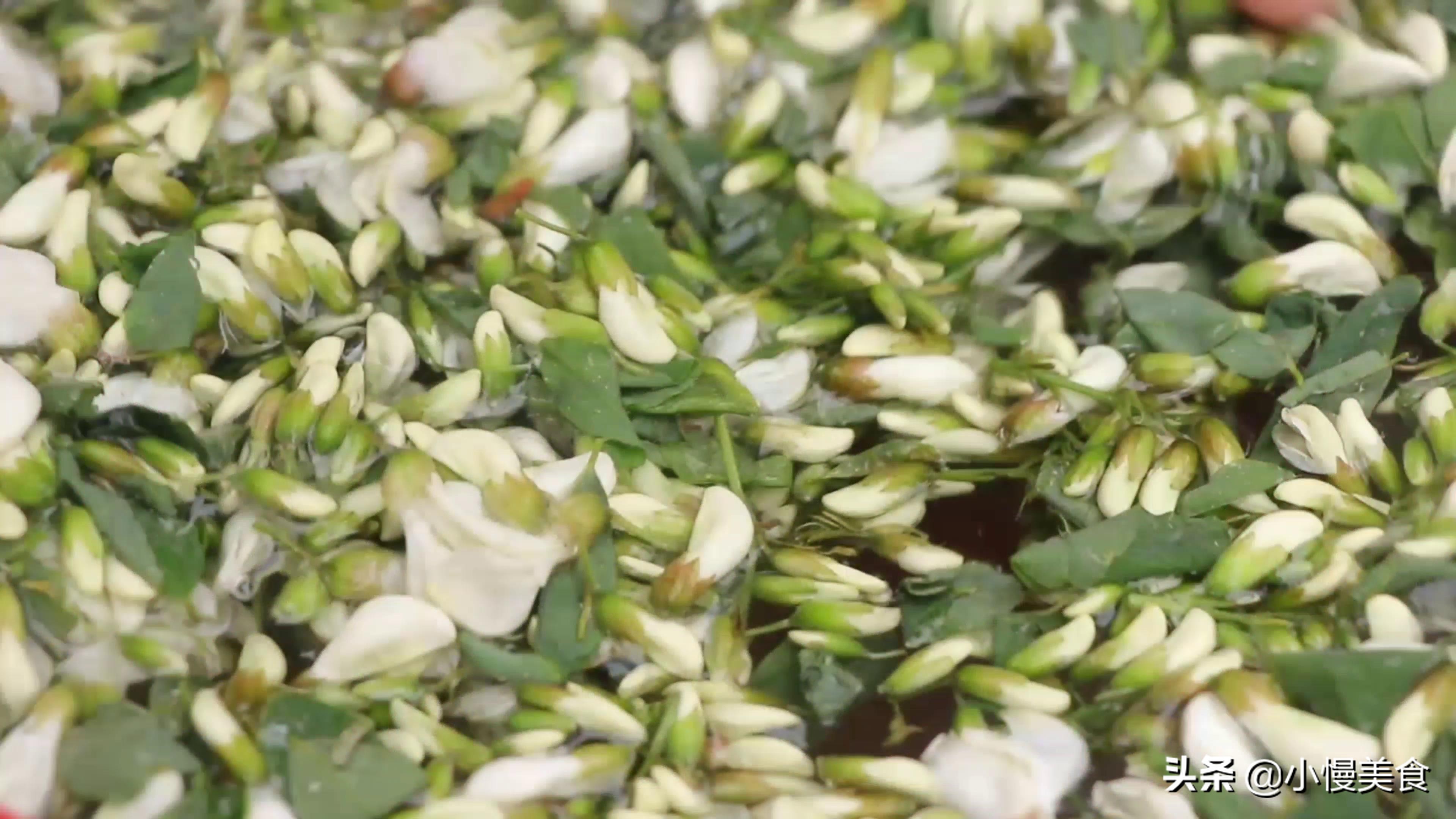 槐花用盐腌冷冻怎么保存一年,槐花怎样保存才放得久又新鲜