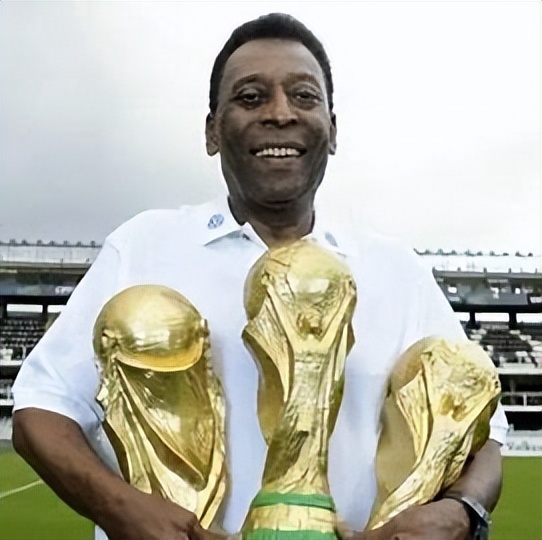 上帝也想与他共舞