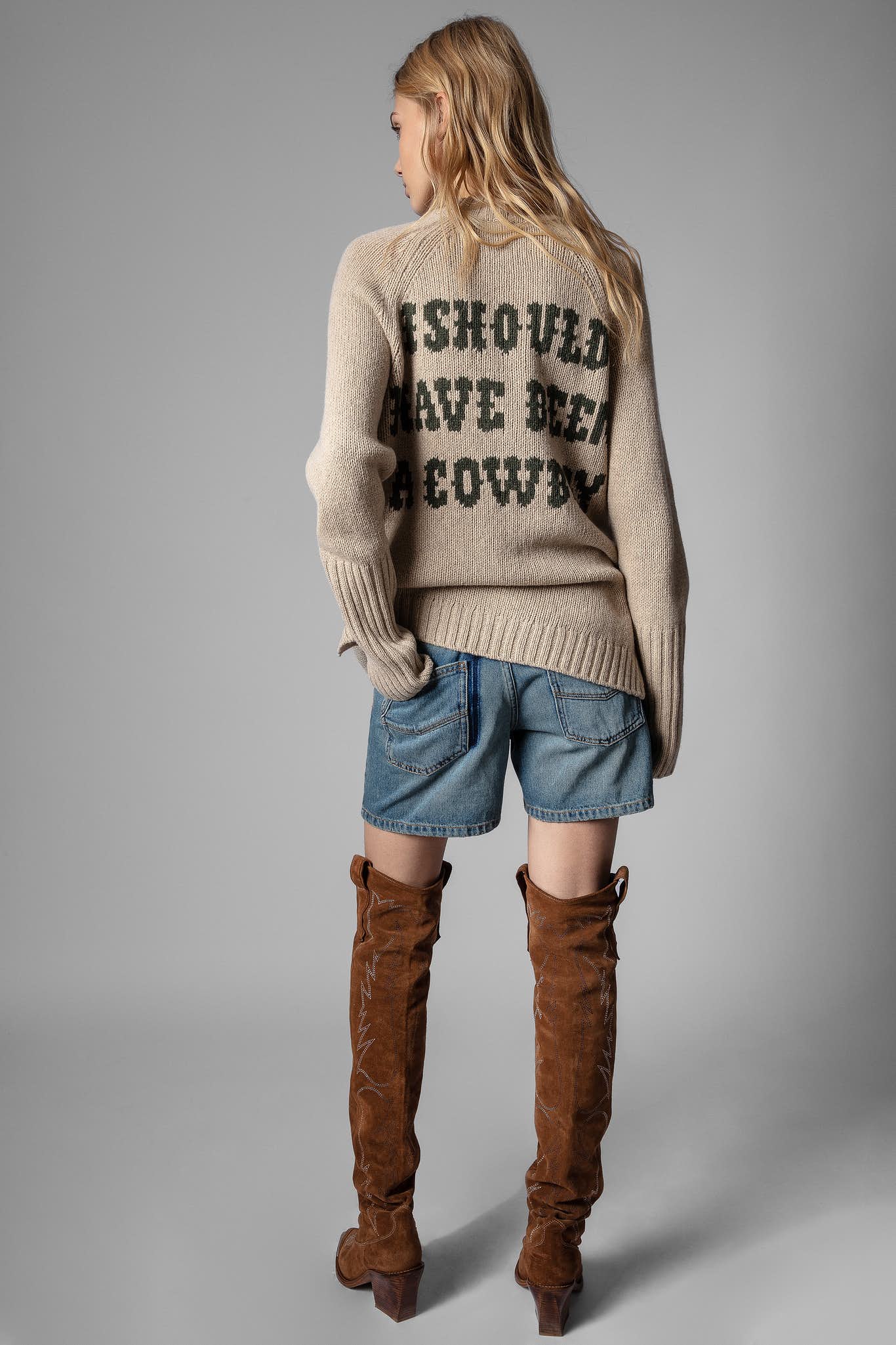 摆脱束缚释放自己,摆脱束缚穿出自我潮流男士之选