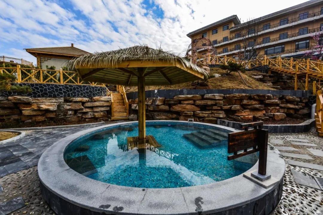 济南周边春季采摘一日游,冬季济南温泉旅游攻略