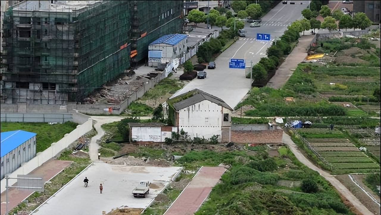 最牛钉子户能拆迁吗,全国最牛钉子户是怎么不拆