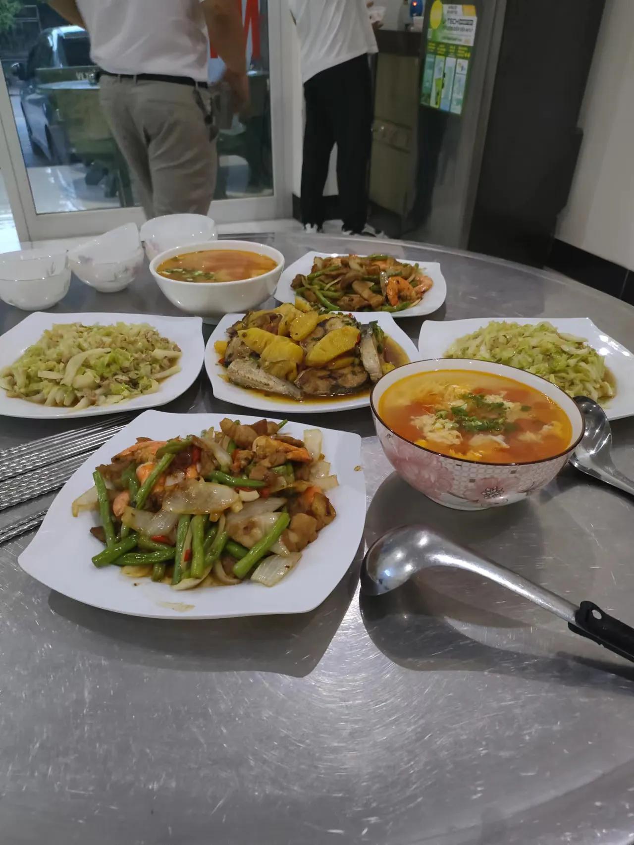 在越南的老外,在越南生活的老外