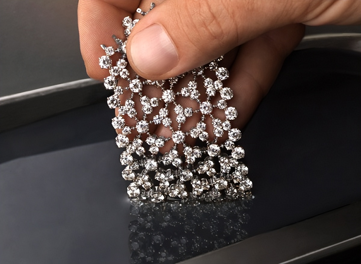 怎么清洗白金钻石首饰,钻石首饰怎么清洗