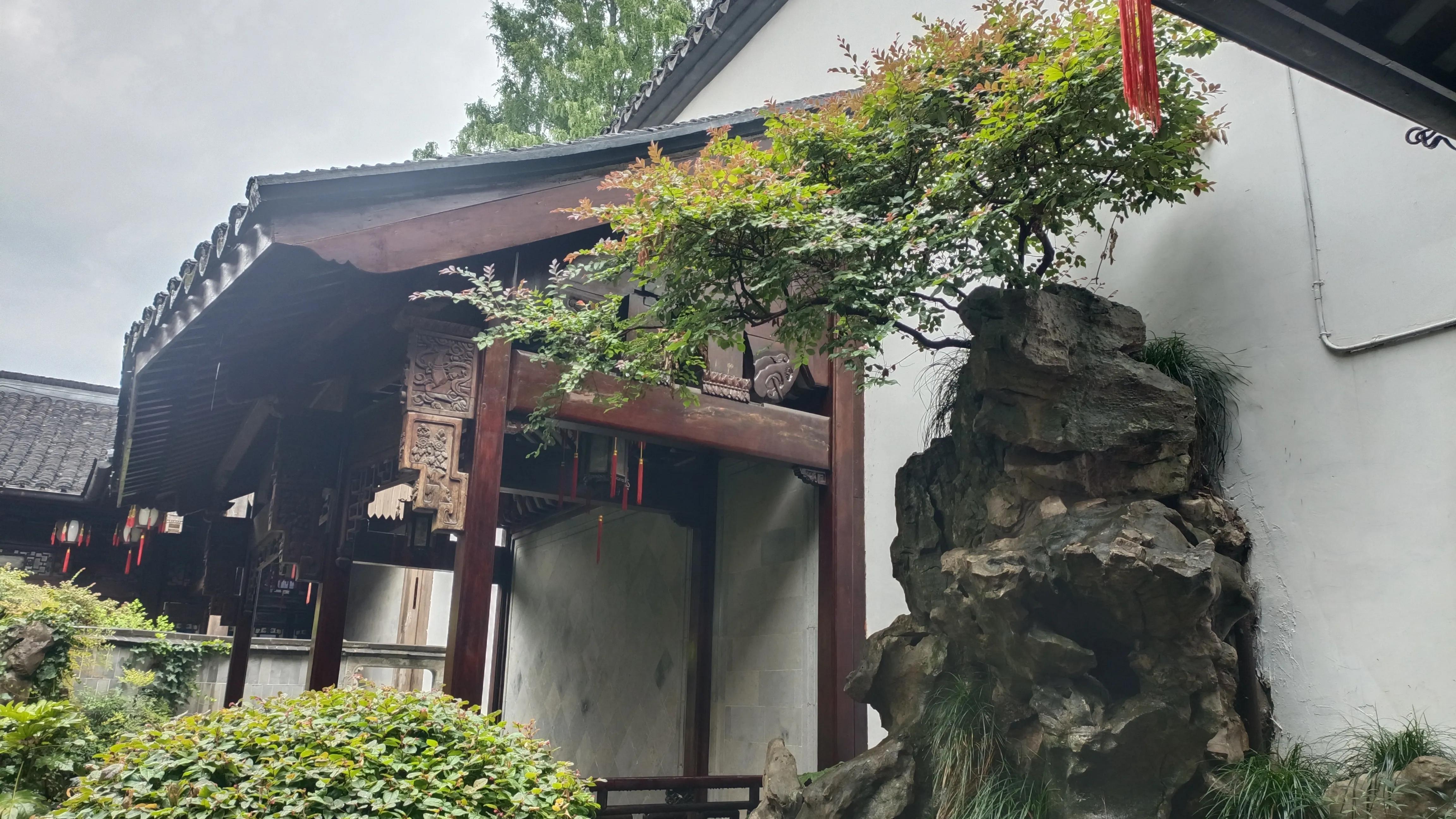 参观胡雪岩故居感想,带你走进红顶商人胡雪岩故居