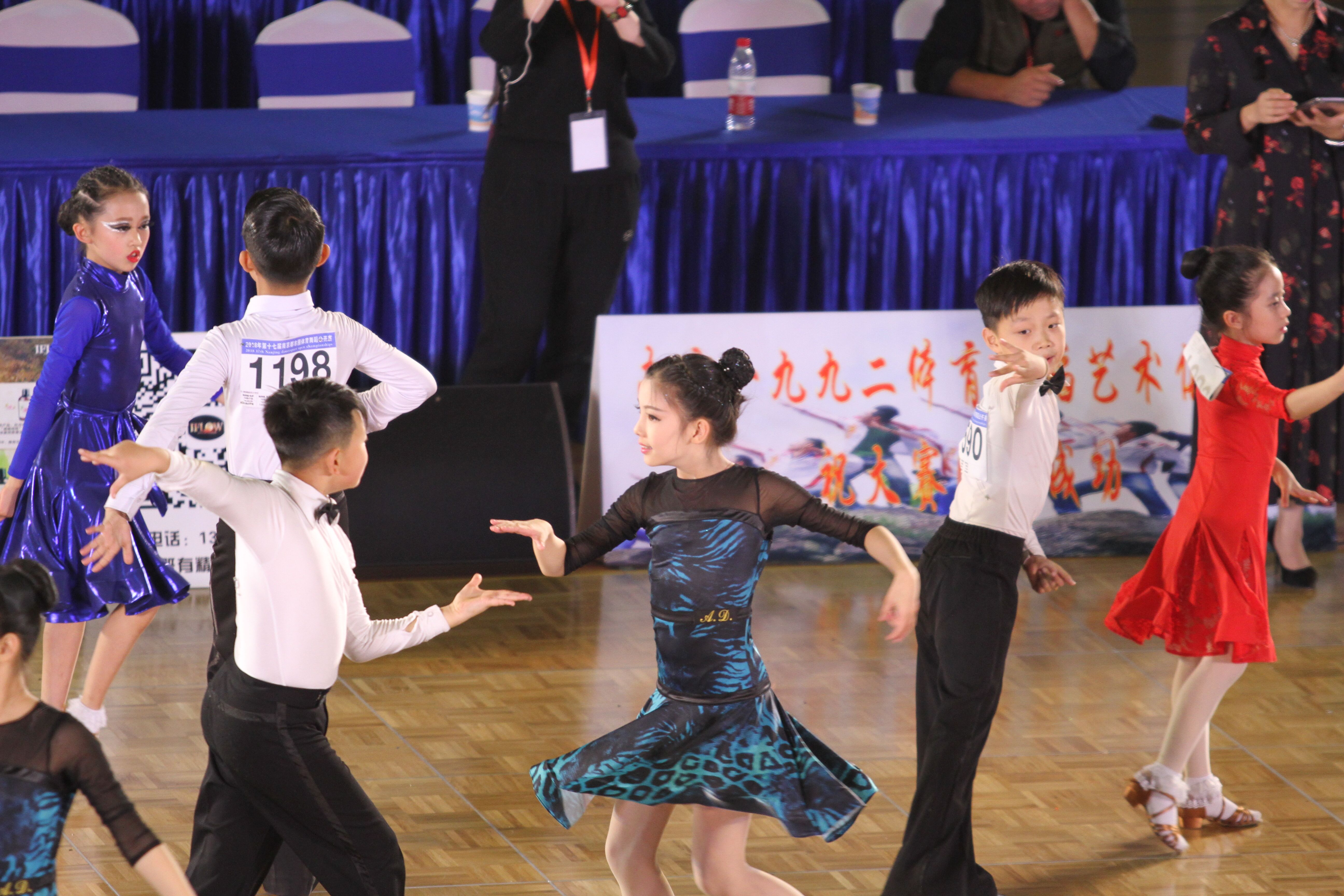 鍚屽績鍏辫偛鍔╁姏瀛╁瓙鍋ュ悍鎴愰暱,鍚屽績鍏辫偛鍔╁姏鎴愰暱