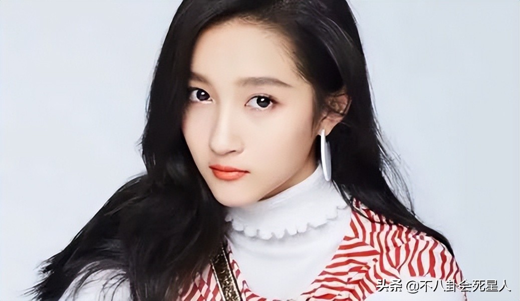 冻龄女神素颜成照妖镜,素颜照妖镜