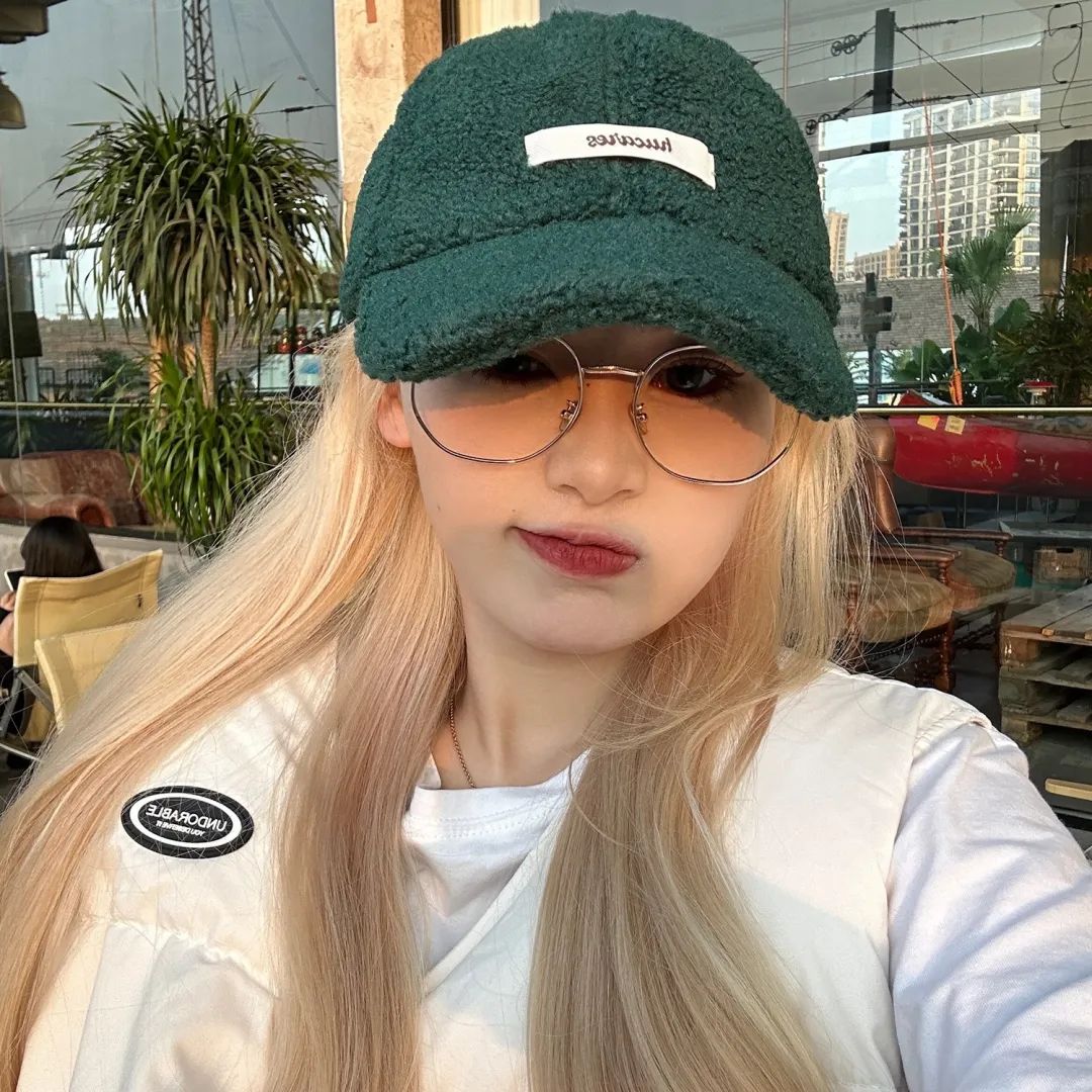 根据脸型选帽子这样才不显脸大,脸小脸型不好看适合什么帽子