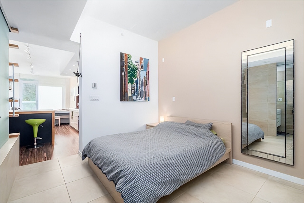 镜子对床运气差,镜子对床有什么说法科学解释