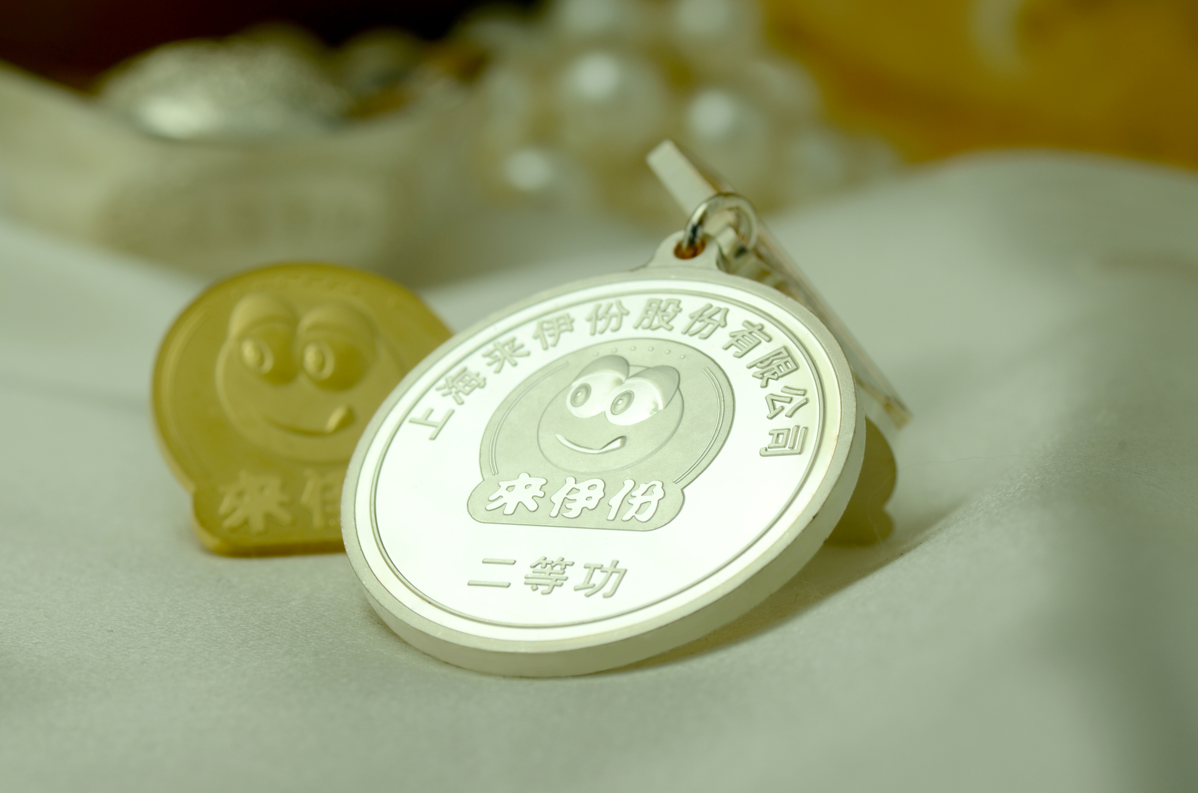 定制纪念银币,纪念银币是怎样制造的