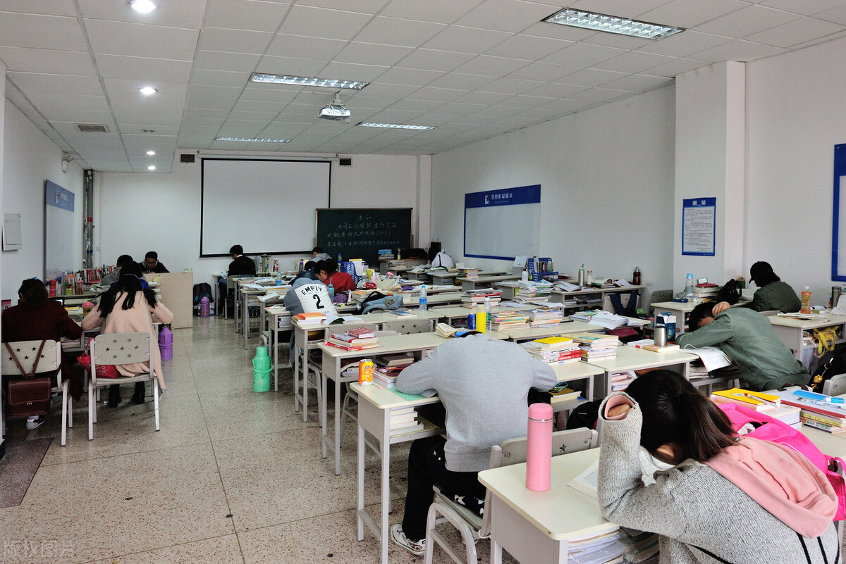 唐万新怎么发家的,唐万新是怎么挣钱的