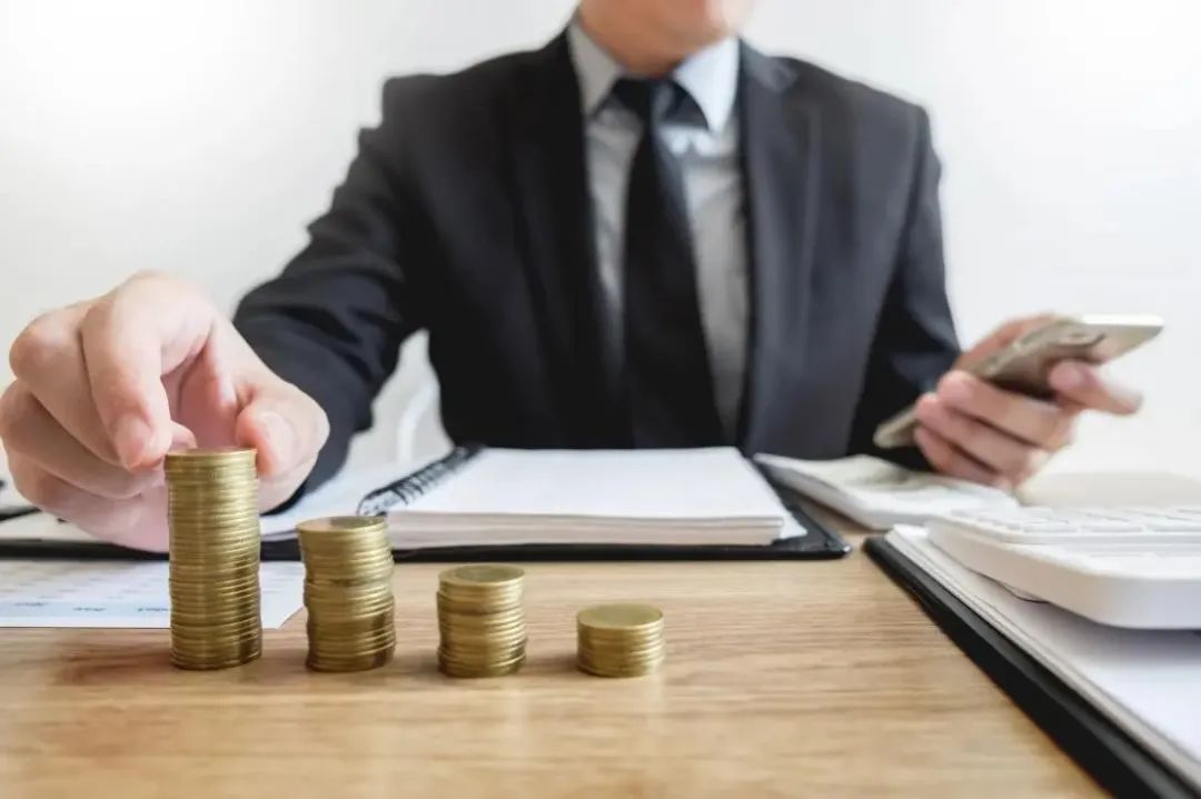 金融中介贷30万多少费用,金融助贷中介如何创新