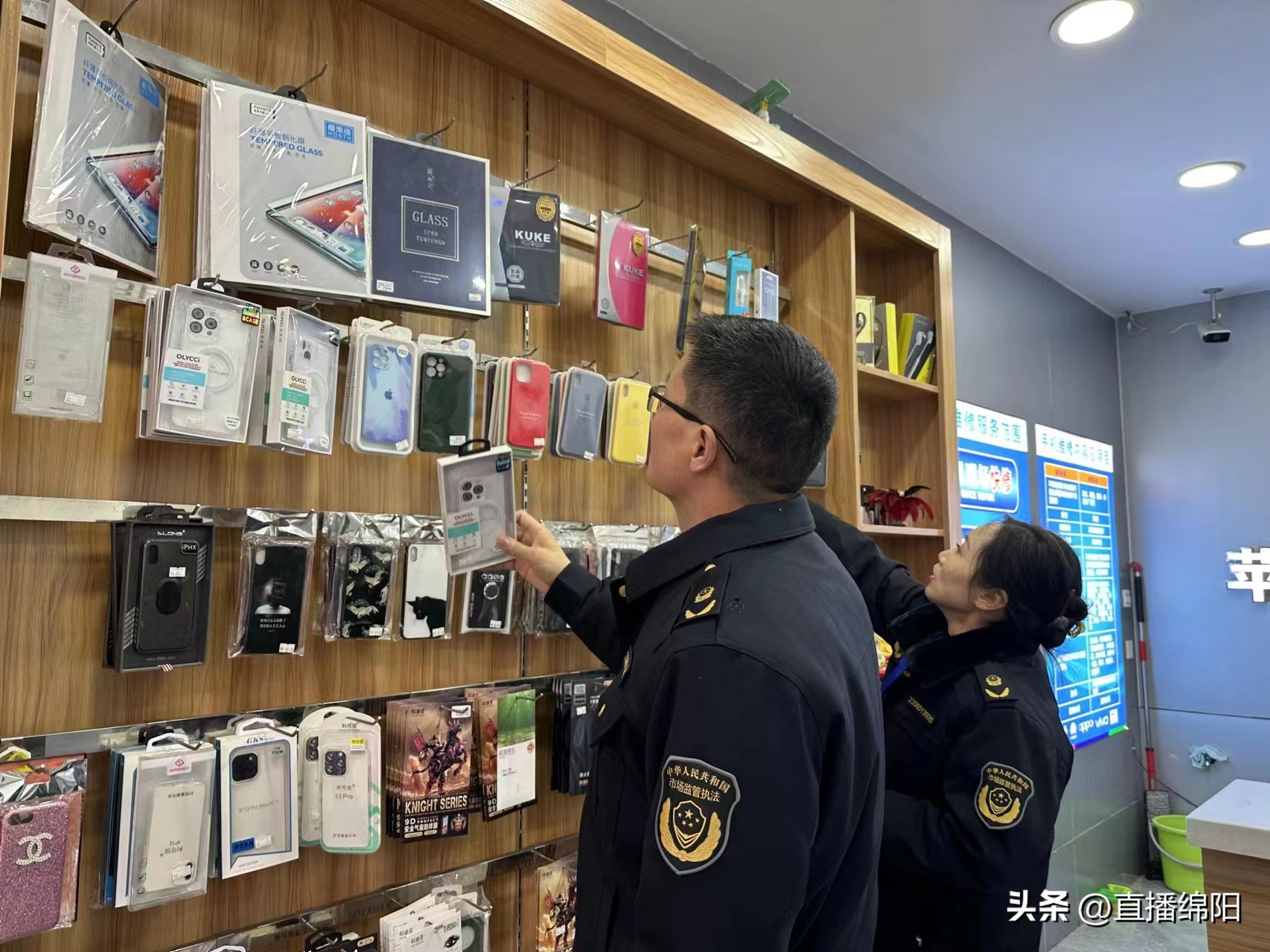 苹果原装线上有苹果logo吗,苹果店有些不是苹果标志