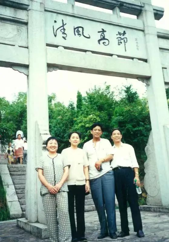 杨清江|钟情于故事，谋篇布局匠心独运，尽显大师功力！