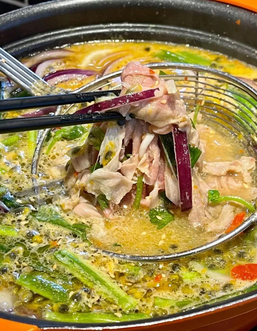 云南傣味火锅怎么做,昆明正宗火锅菜谱