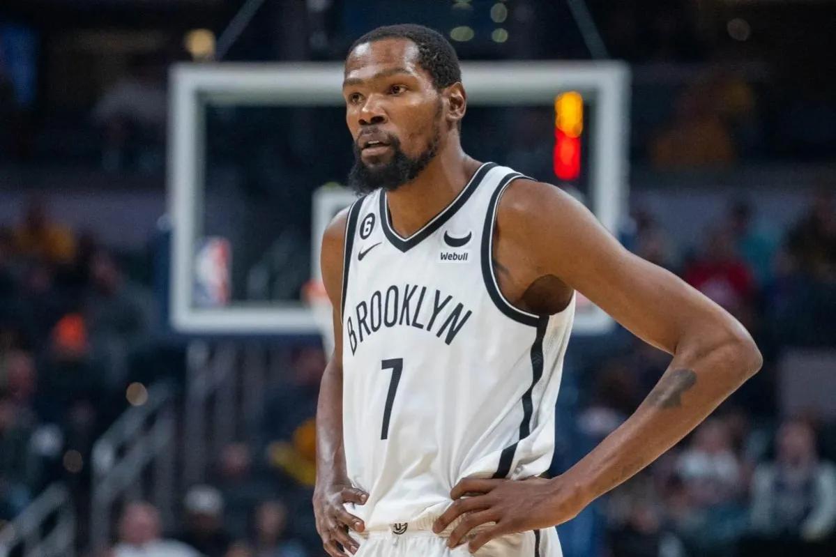 詹姆斯超越贾巴尔纪录视频,詹姆斯超越贾巴尔总得分的照片