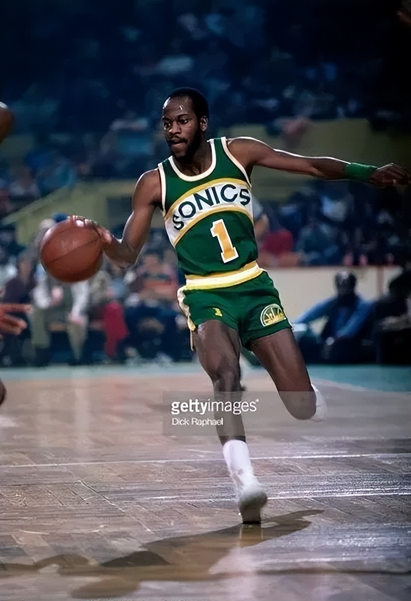 nba球衣销量排行榜,nba十大最漂亮球衣